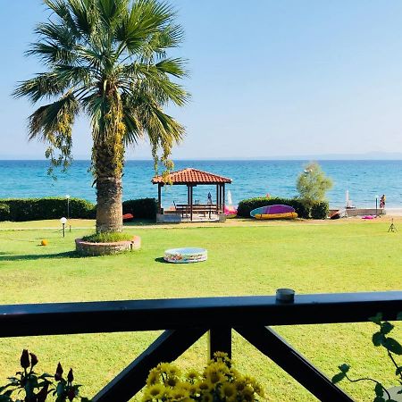 פוליכרונו On The Beach Apartment מראה חיצוני תמונה